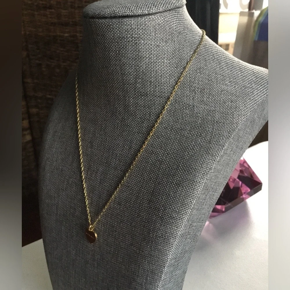 NOMINAL LETTER  HEART CHARM 18K GOLD NECKLACE NWOT NO BOX NO DUST BAG - Picture 5 of 15
